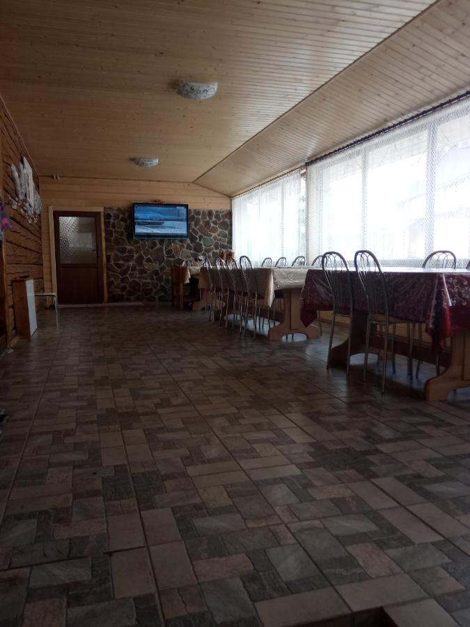 Hotel "Ізківський Затишок" Село Ізки Esterno foto