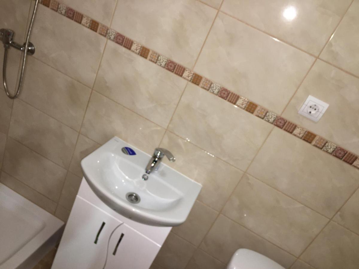 Hotel "Ізківський Затишок" Село Ізки Esterno foto